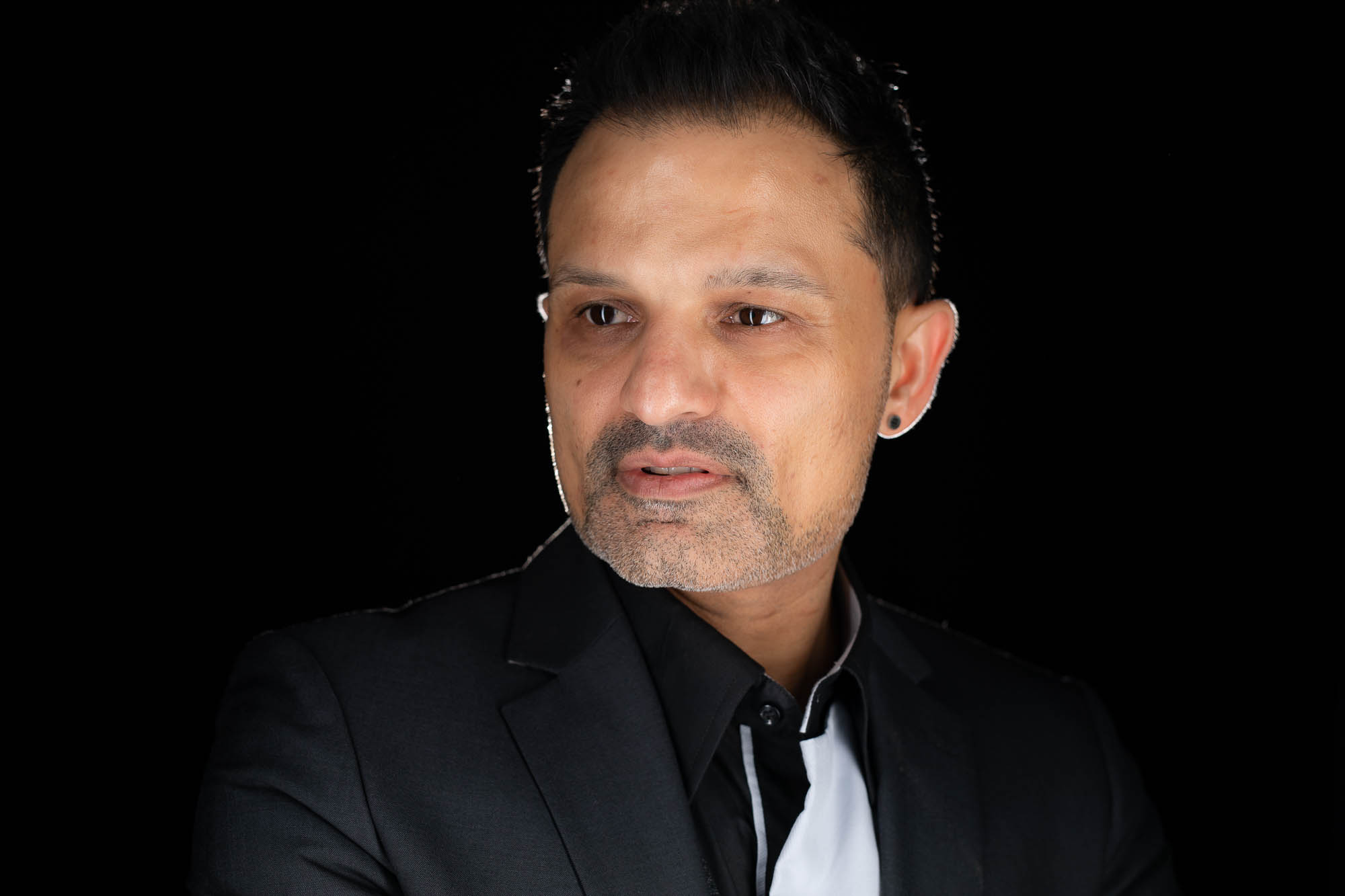 Export x3 Headshot  06499 Dez 01 2019 Headshots 2019  Miro Nicole Nadine